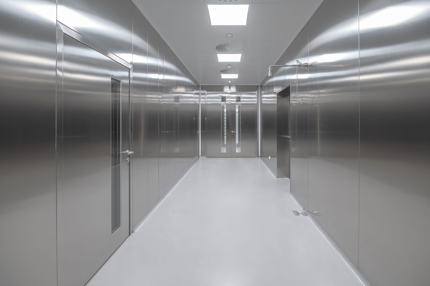 Cleanrooms Systems & Components