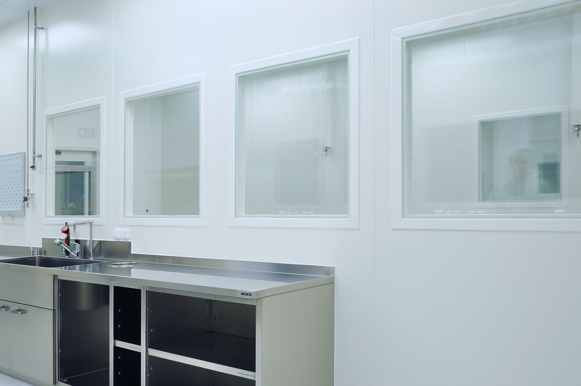 Fotografie oboustranne-dodatecne-proskleni-103-02-4_original.jpg