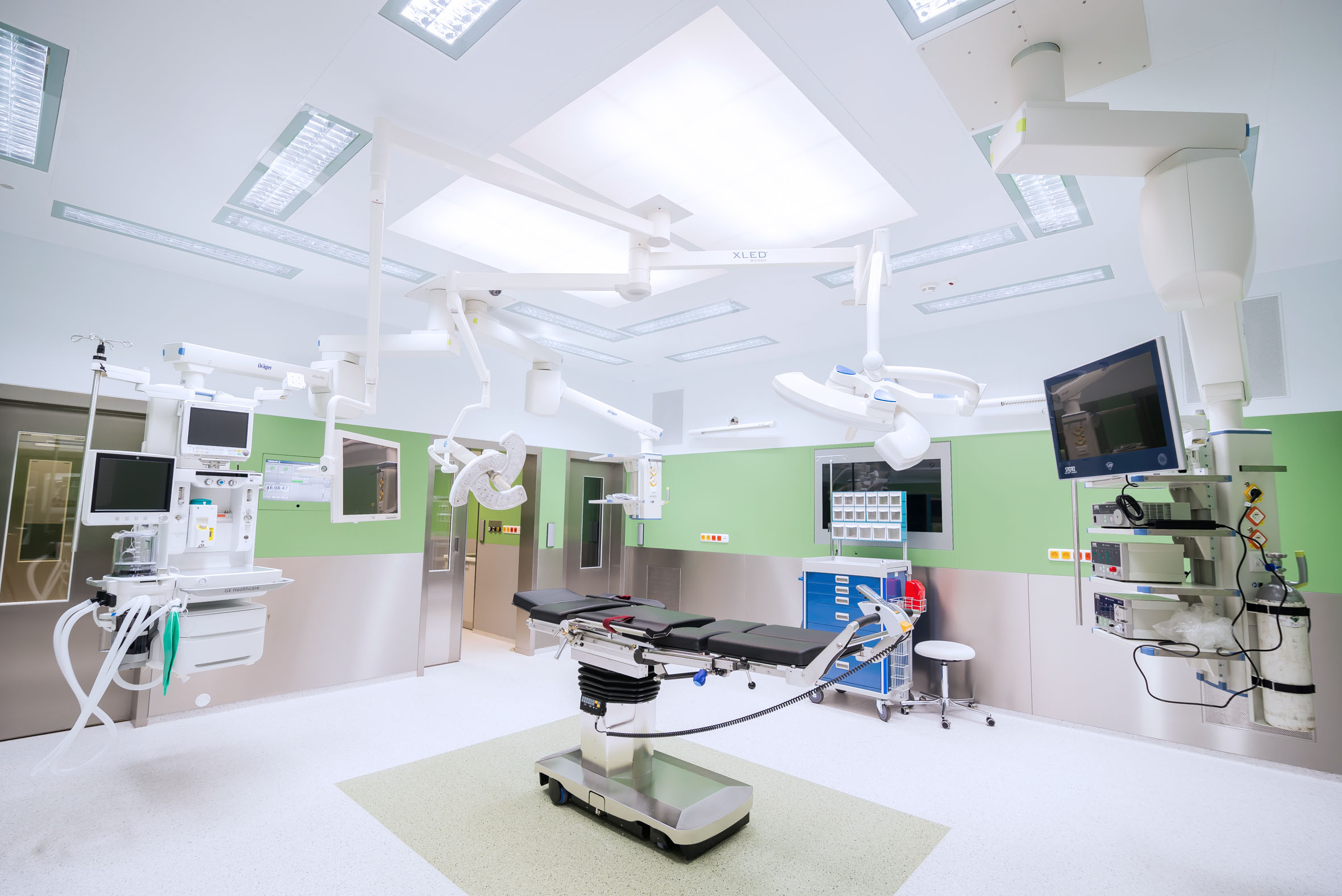 Fotografie block-surgical-400-00-11_original.jpg