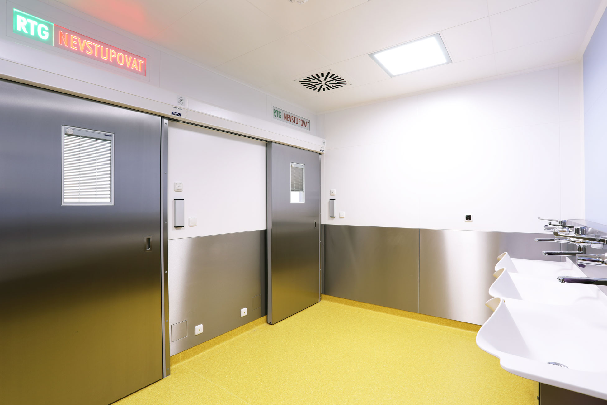 Fotografie svitidlo-nevstupovat-111-07-1_original.jpg