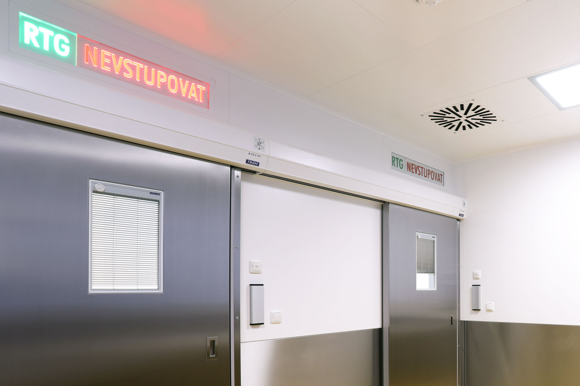 Fotografie svitidlo-nevstupovat-111-07-3_original.jpg